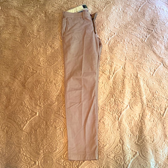 MEN’S SLIM FIT STRETCH CHINO / LIGHTWEIGHT WATER & STAIN RESISTANT ATHLETIC PANT - Picture 2 of 6